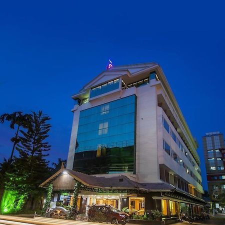 The Renai Cochin Kochi Exterior foto