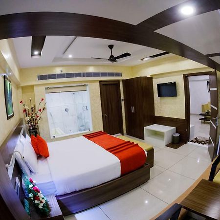 The Renai Cochin Kochi Exterior foto