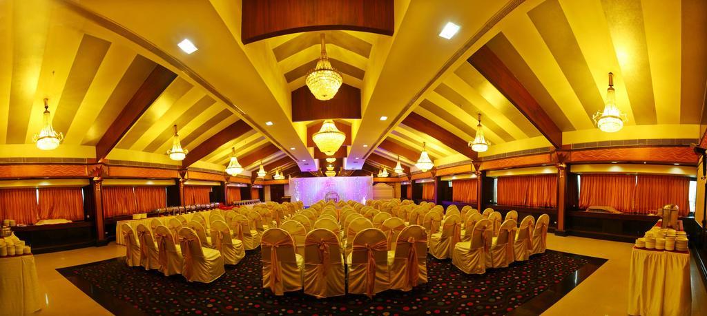 The Renai Cochin Kochi Exterior foto