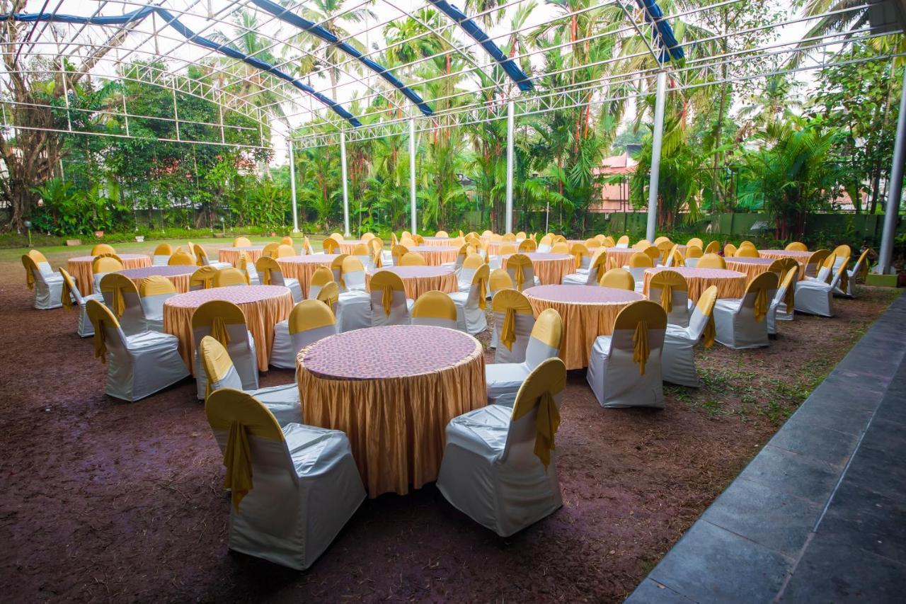 The Renai Cochin Kochi Exterior foto