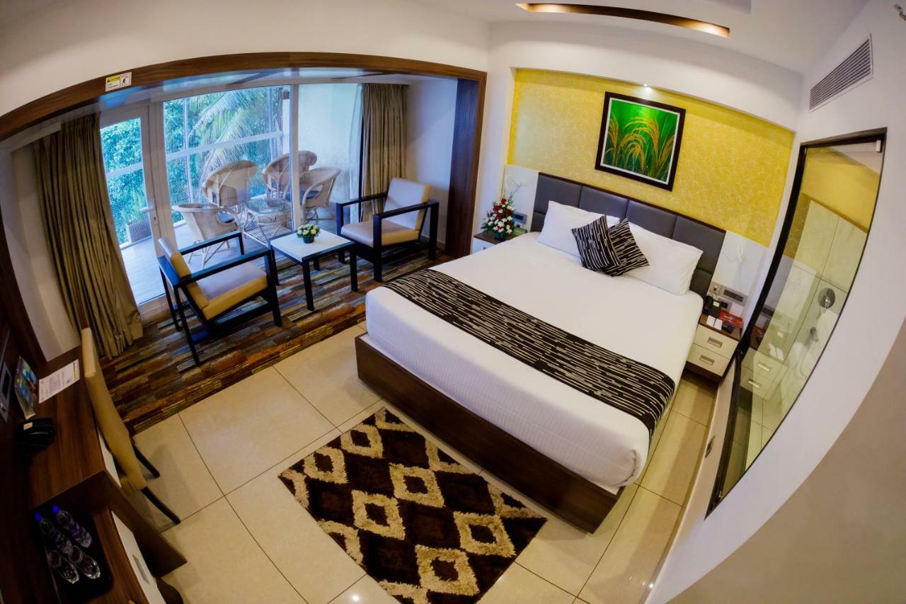 The Renai Cochin Kochi Exterior foto